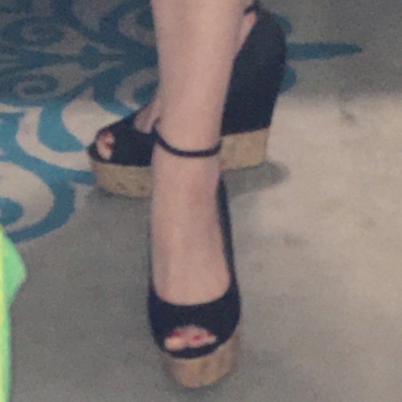 CLOSET CLOSING! JustFab platform wedge peeptoe EUC - Picture 2 of 8